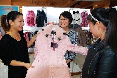 河南華姿雪羽絨制品叫響國(guó)內(nèi)外